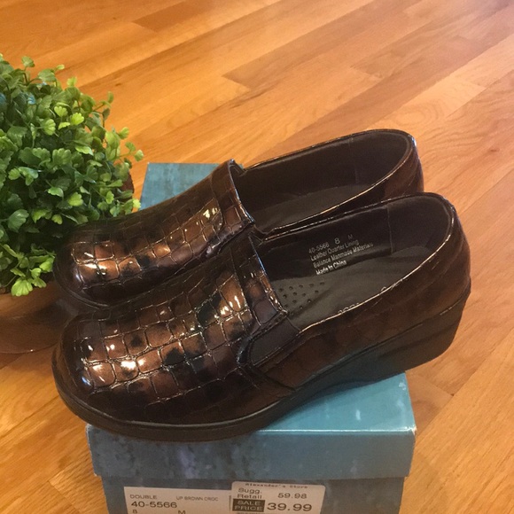 Easy Street Super Flex Brown Croc 8 M - Picture 4 of 8